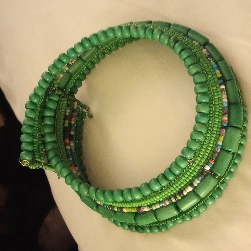 Choker necklace